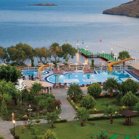 Szálloda Golden Age Bodrum 4*