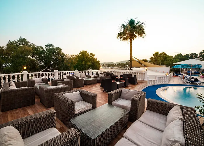 Otel Golden Age Bodrum Herşey Dahil 4*
