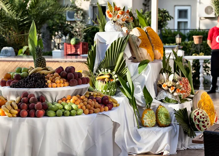 Golden Age Bodrum Herşey Dahil Otel 4*