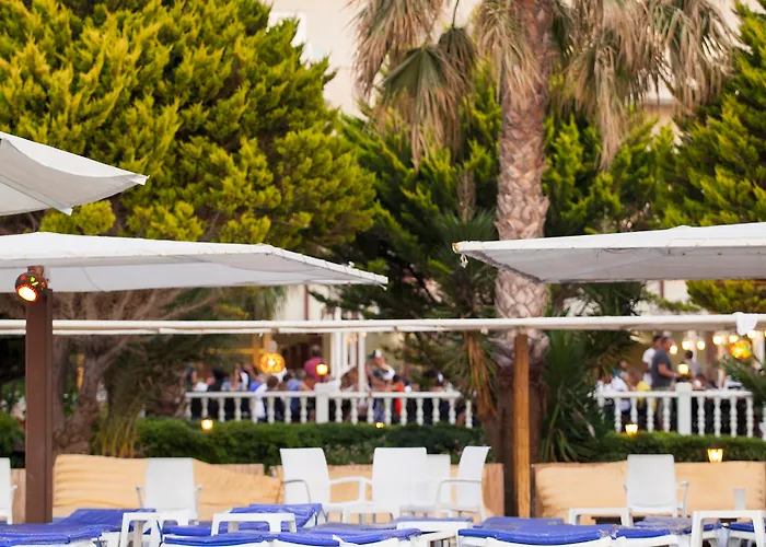 Otel Golden Age Bodrum Herşey Dahil Yalıkavak