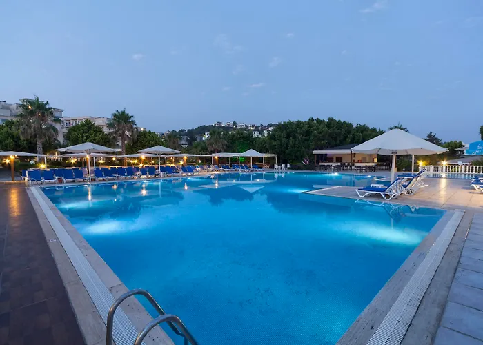 Golden Age Bodrum Herşey Dahil 4* Yalıkavak