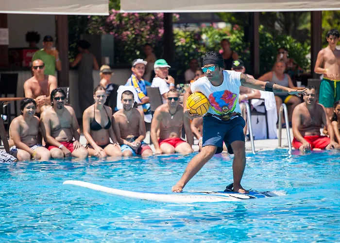 Otel Golden Age Bodrum Herşey Dahil Yalıkavak