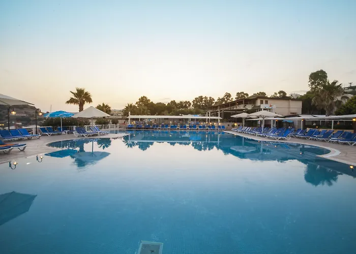 Golden Age Bodrum Herşey Dahil 4*