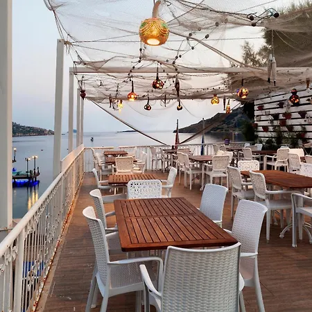 Hotel Golden Age Bodrum 4*